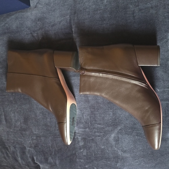 Brooks Brothers ankle boots New in Box - Picture 6 of 6